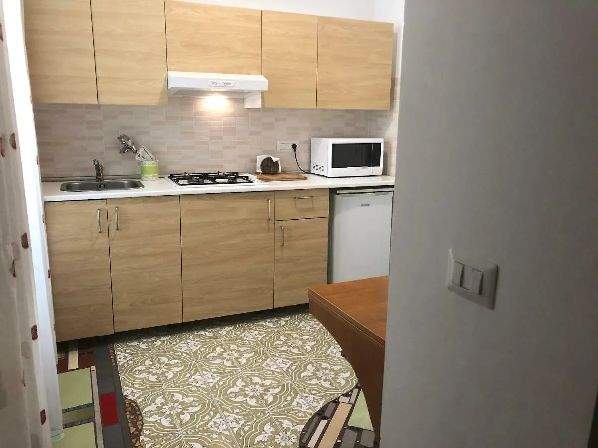Casa Di Erminia Bed & Breakfast Naples