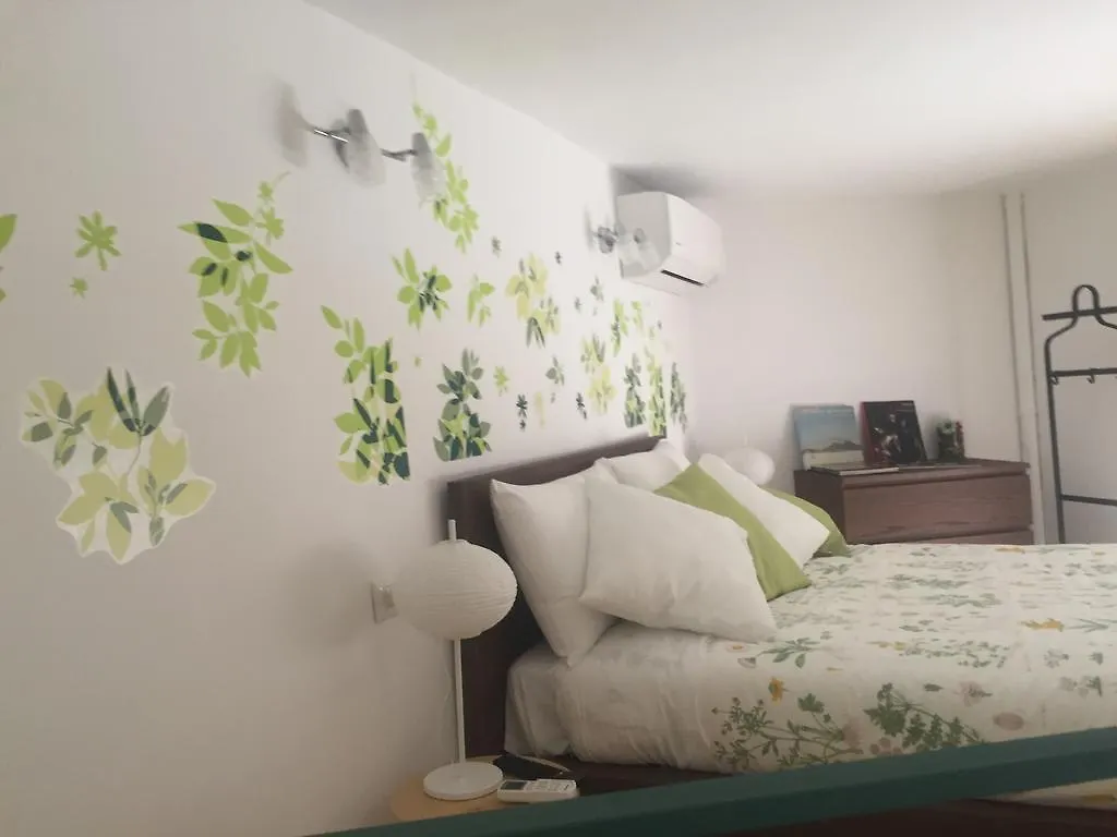 Casa Di Erminia Bed & Breakfast Naples