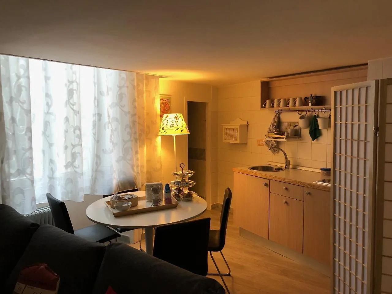 Bed and Breakfast Casa di Erminia Napoli 0*,  Italia